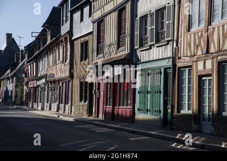 Pont l'Eveque (Normandie, Nordwestfrankreich): Fachwerkhaus in der Òrue VaucellesÓ-Straße. Die Geschichte von Gustave FlaubertÕs novella EIN einfaches Herz Stockfoto