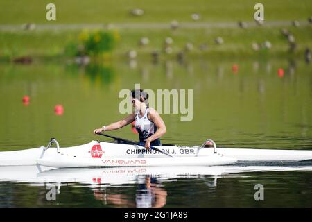 Jeanette Chippington MBE fährt während der Teamankündigung des Teams GB Tokyo 2020 Paracanoe im National Water Sports Center in Holme Pierrepont, Nottingham. Bilddatum: Montag, 7. Juni 2021. Siehe PA Geschichte PARALYMPICS Großbritannien. Bildnachweis sollte lauten: Jacob King/PA Wire. EINSCHRÄNKUNGEN: Nur für redaktionelle Zwecke. Keine kommerzielle Nutzung. Stockfoto