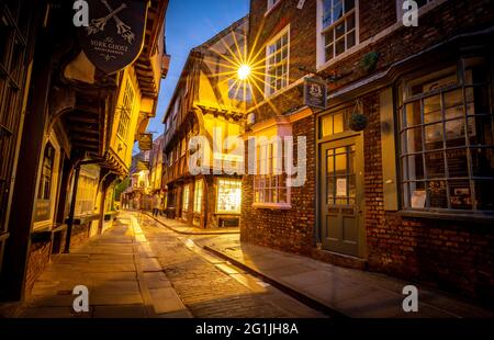 Sonnenuntergang in der historischen Stadt York Stockfoto