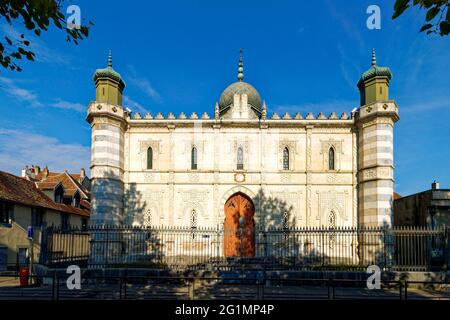 Frankreich, Doubs, Besancon, Quai de Strasbourg, Synagoge aus dem 19. Jahrhundert Stockfoto