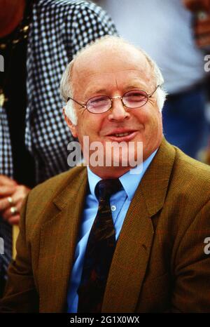 ZDF Fernsehgarten, Sonntagsunterhaltung aus dem Garten des ZDF in Mainz, Sendung vom 5. Juli 1992, Gaststar: Norbert Blüm Stockfoto