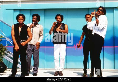 ZDF Fernsehgarten, Sonntagsunterhaltung aus dem Garten des ZDF in Mainz, Sendung vom 19. Juli 1992, Gaststar: Gruppe 'Die Pasadenas' Stockfoto