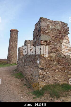 Wheal Coates Zinn Mine, Stanz- und Winding Engine Houses. UNESCO-Weltkulturerbe. St. Agnes, North Cornwall, Großbritannien. Stockfoto