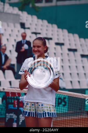 Die russische Tennisspielerin Nadia Petrova, Roland Garros, Frankreich 1998 Stockfoto