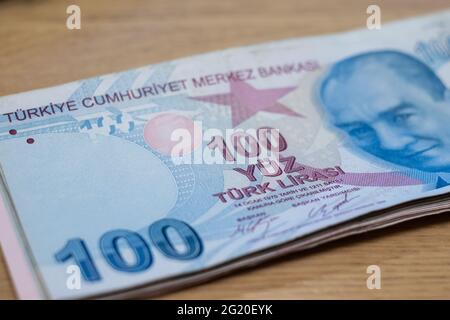 Die aktuellen türkischen Lira werden 2009 von der Zentralbank der Republik Türkei, CBRT, ausgegeben. Stockfoto