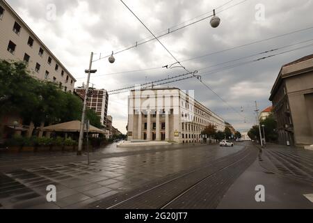 KROATIEN, ZAGREB, TRG HRVATSKIH VELIKANA - 28. JULI 2019: Kroatische Nationalbank in Zagreb Stockfoto