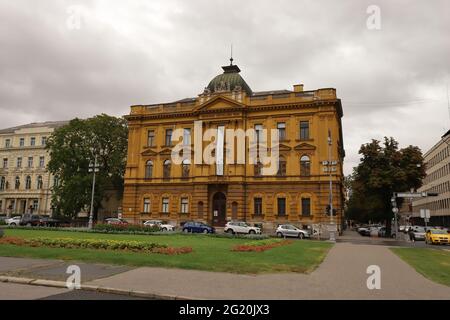 KROATIEN, ZAGREB, TRG REPUBLIKE HRVATSKE - 28. JULI 2019: Kroatisches Schulmuseum Stockfoto