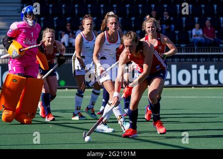 AMSTELVEEN, NIEDERLANDE - 7. JUNI: Giselle Ansley aus England während des Eishockey-Europameisterschaftsspiels zwischen England und Deutschland im Wagener Stadion am 7. Juni 2021 in Amstelveen, Niederlande (Foto: Jeroen Meuwsen/Orange Picters) Stockfoto