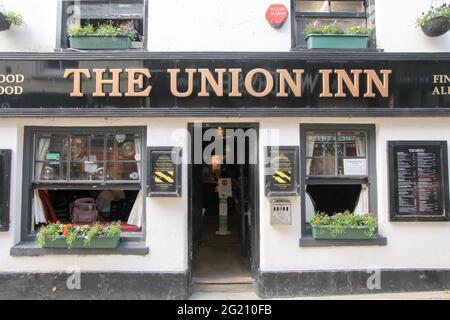 The Union Inn Public House, Fore Street, St. Ives, Cornwall, Großbritannien, Juni 2021 Stockfoto