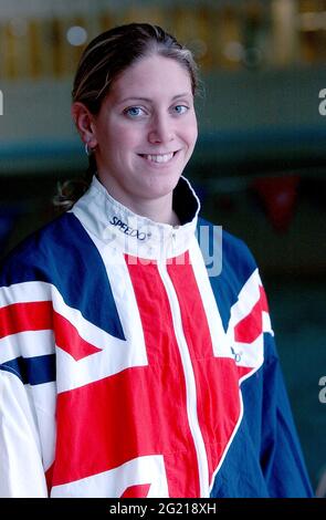 Weltmeister katie Sexton aus portsmouth, 200 Meter Rückenschwimmen, Bild mike Walker, 2003 Stockfoto