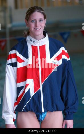 Weltmeister katie Sexton aus portsmouth, 200 Meter Rückenschwimmen, Bild mike Walker, 2003 Stockfoto