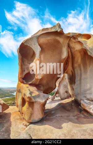 Herrliche Aussicht auf das beliebte Reiseziel Bear Rock (Roccia dell’Orso) auf Capo D'orso. Lage: Provinz Olbia-Tempio, Sardinien, Italien, Europa Stockfoto