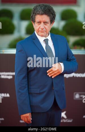 Malaga, Spanien. Juni 2021. Der spanische Schauspieler Pedro Casablanc auf dem roten Teppich im Miramar Hotel. Die Neuauflage des 24. Spanischen Filmfestivals von Malaga, eines großen Kinoereignisses in Spanien, stellt die Filmkandidaten für den Preis „Biznaga de Oro“ vor, die alle Maßnahmen zur Verhinderung der Ausbreitung des Coronavirus und zur Gewährleistung einer sicheren Veranstaltung verfolgen. Das Festival findet vom 3. Bis 13. Juni statt. Kredit: SOPA Images Limited/Alamy Live Nachrichten Stockfoto