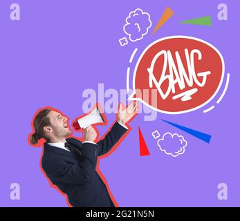Junger Geschäftsmann mit Megaphon auf farbigem Hintergrund Stockfoto