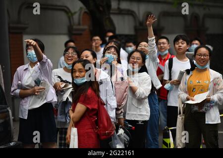 Peking, China. Juni 2021. Am 07. Juni 2021 nehmen 10.78 Millionen Schüler an der Aufnahmeprüfung für das College in China Teil.(Foto: TPG/cnsphotos) Quelle: TopPhoto/Alamy Live News Stockfoto