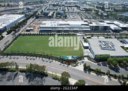 Eine Luftaufnahme des Hoag Performance Center, Sonntag, 5. Juni 2021, in Costa Mesa, Calif. Der Standort ist die Los Angeles Chargers Trainingseinrichtung und Stockfoto