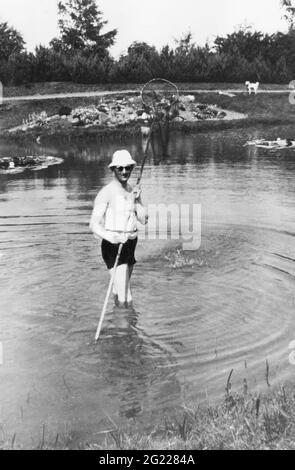 Friedrich IX., 11.3.1899 - 14.1.1972, König von Dänemark 1947 - 1972, halbe Länge, als Prinz, ZUSÄTZLICHE-RIGHTS-CLEARANCE-INFO-NOT-AVAILABLE Stockfoto