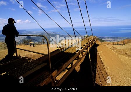 FRANKREICH. NEUKALEDONIEN, GROSSE INSEL, NICKELGEWINNUNGSINDUSTRIE Stockfoto