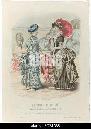 La Mode Illustrée, Journal de la Famille, Dimanche 23 Juillet 1882, No. 30: Toilettes de Mo. FLADRY (...). Zwei Frauen am Strand, eine davon mit einem Landungsnetz in der Hand. Die junge Frau zieht 'Robe Courte' aus himmlisch blauer Surah, bestickte 'à jours' und Seidengewebe mit brochettierten Motiven. Der rechte Fehler trägt eine 'Toilette das Casino' mit einem Surah Rock in der Farbe 'Feutre', vertikal geflickt. Darauf ein Jap von 'Crepon the Soie Moirée' im gleichen Farbton, aber mit großen Punkten. Das Mieder ist aus "Vor Feutre", dessen Ärmel mit Spitze und Gänseblümchen verziert sind. Strohhut, gefüttert mit br Stockfoto