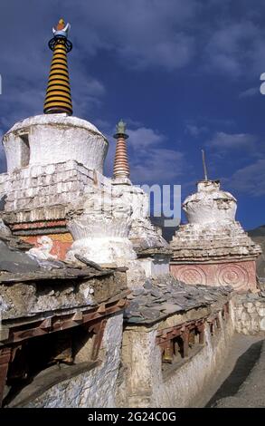 Indien, Ladakh, Leh District, Lamayuru, Stupa im buddhistischen Lamayuru-Kloster Stockfoto