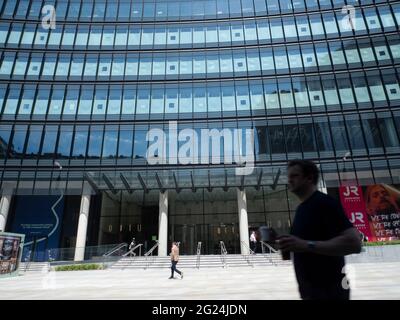 100 Liverpool Street, Broadgate, London, Büros der SMBC Sumitomo Mitsui Banking Corporation, BMO Financial Group, Peel Hunt LLP, RPMI Railpen Railways Pension Scheme und Milbank LLP Stockfoto