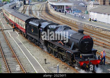 45231 The Sherwood Forester, Holyhead Station Stockfoto