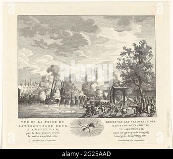 Schlacht an der Cat Burger Bridge, 30. Mai 1787; groß von der Eroberung der Kattenburg-Brücke in Amsterdam durch das bewaffnete Bürgertum, am Morgen des 30. Maij 1787. Blick auf die Kattenburger Brücke in Amsterdam, wo ein Kampf zwischen den Patrioten und Orange stattfindet, 30. Mai 1787. Im Vordergrund stehen Gruppen von Patrioten, die mit Gewehren und anderen Waffen auf der Katzenburger-Brücke kommen. Auf der anderen Seite der Brücke befinden sich die Bewohner der Insel Orange-Gezinde, die die Brücke aufgeschlagen haben, um die Patrioten zu stoppen. Schüsse werden an verschiedenen Stellen entladen und ein Kind im Baum ist nach rechts geklettert Stockfoto
