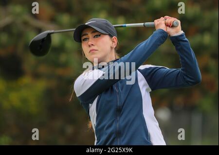 Troon, Großbritannien. Juni 2021. LAURA CURTIS vom Golfclub Cumberwell Park spielte in der 118. Amateur-Golfmeisterschaft der Frauen, spielte über Barassie Links, Troon und wurde von der R und A. organisiert.Quelle: Findlay/Alamy Live News Stockfoto