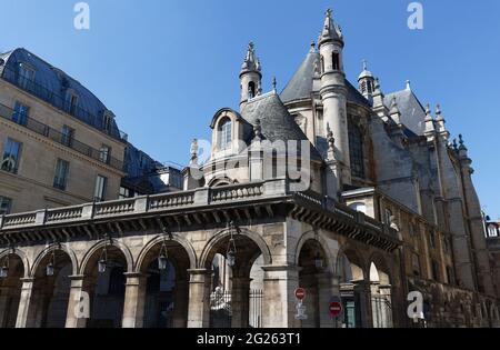 Das Temple Protestant Oratoire ist eine historische evangelische Kirche in der Rue Saint-Honore im 1. Arrondissement von Paris, gegenüber dem Stockfoto