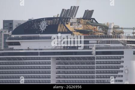 MSC Virtuoso Jungfernfahrt nach liverpool Stockfoto