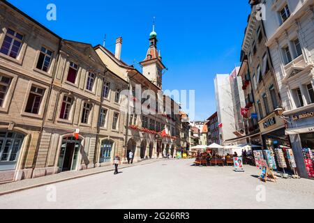 LAUSANNE, Schweiz - 19 Juli, 2019: Place de la Palud Platz mit Brunnen ist der älteste Platz der Stadt, der in Lausanne am Genfer See shor entfernt Stockfoto