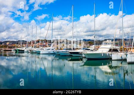 Boote und Yachten im Hafen La Spezia, Ligurien Region in Italien Stockfoto