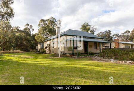 Die alte Polizeiwache und die Absperrung, Glenrower, Victoria Stockfoto