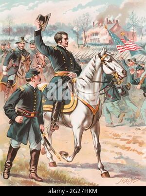 General Joseph Hooker, der auf einem Pferd reitet und seinen Truppen zuwinkt. Stockfoto
