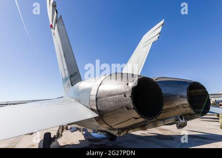 Eine Royal Australian Air Force F/A-18A auf der Rampe. Stockfoto