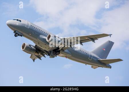 Ungarische Luftwaffe Airbus A319 VIP Jet, Stuttgart, Deutschland. Stockfoto