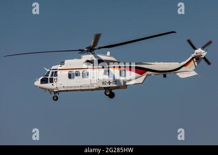 Hubschrauber der deutschen Luftwaffe Cougar in neuer Farbgebung. Stockfoto