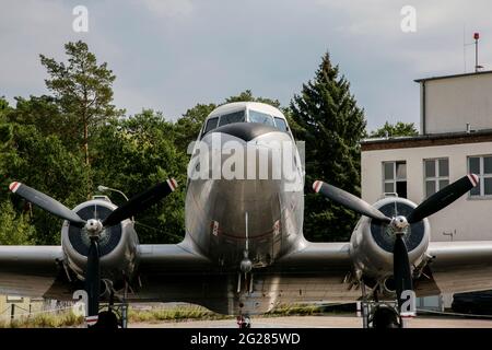 Die Australische Luftwaffe C-47 Dakota im Museum der Deutschen Luftwaffe. Stockfoto