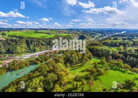 Blick auf das Inntal in der Region Donau-Wald im Landkreis Passau, an der Grenze zu (Ober-)Österreich. Stockfoto