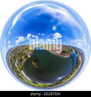 Schaerding - idyllische kleine Stadt am österreichischen Ufer des Inn Stockfoto