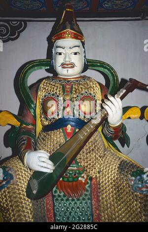 Schutzkönigsstatue, Yolkhorsuren, Makhranz-Tempel, Bogd Khan Winterpalast, Ulaanbaatar, Mongolei Stockfoto