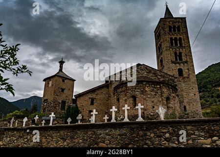 Romanische Kirche, Son, Vall d'Aneu, Pallars Sobira, Lleida, Lerida, Katalonien, Spanien. Stockfoto