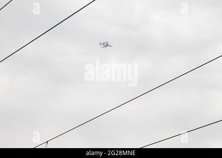 Flugzeug in den Himmel Stockfoto
