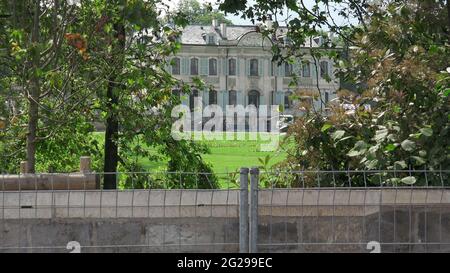 Gipfel von Biden Putin 16. Juni 2021 Treffpunkt : Gebäude in einem öffentlichen Park in Genf Schweiz Stockfoto