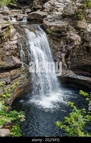 Falloch Wasserfall im schottischen Hochland Stockfoto