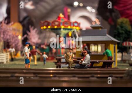 Karneval in einem Modell Zug Display eingerichtet Stockfoto