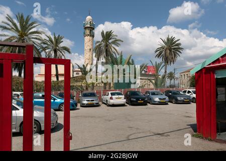 Die große Moschee von Jenin, auch als Fatima Khatun Moschee bekannt, ist eine historische Moschee in Jenin im nördlichen Westjordanland, Palästina. Stockfoto