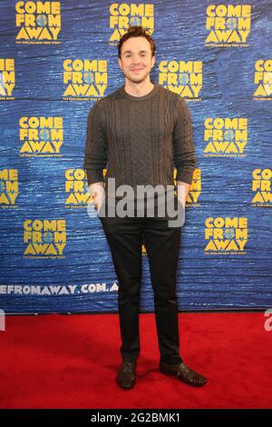 Sydney, Australien. Juni 2021. Prominente und VIPS besuchen die Sydney Premiere Eröffnungsnacht des Musicals kommen aus dem Weg ins Capitol Theatre, Campbell Street, Haymarket. Kredit: Richard Milnes/Alamy Live Nachrichten Stockfoto