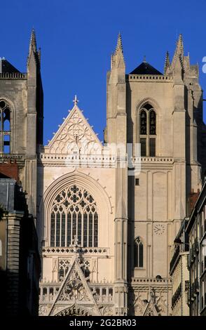 FRANKREICH. LOIRE-ATLANTIQUE (44) STADT NANTES. KATHEDRALE SAINT-PIERRE-SAINT-PAUL (GOTISCHE KUNST). FASSADE Stockfoto