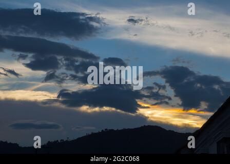 Sonnenuntergang in Guatemala, schadstofffreier Himmel. Stockfoto